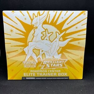 Pokemon Brilliant Stars Elite Trainer Box - Gold and White